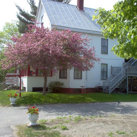 Parks Edge Inn Millinocket Ngoại thất bức ảnh